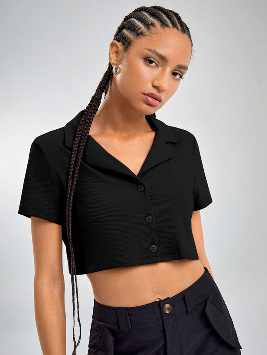 ELVIRA SOLID NOTCHED COLLAR CROP TOP