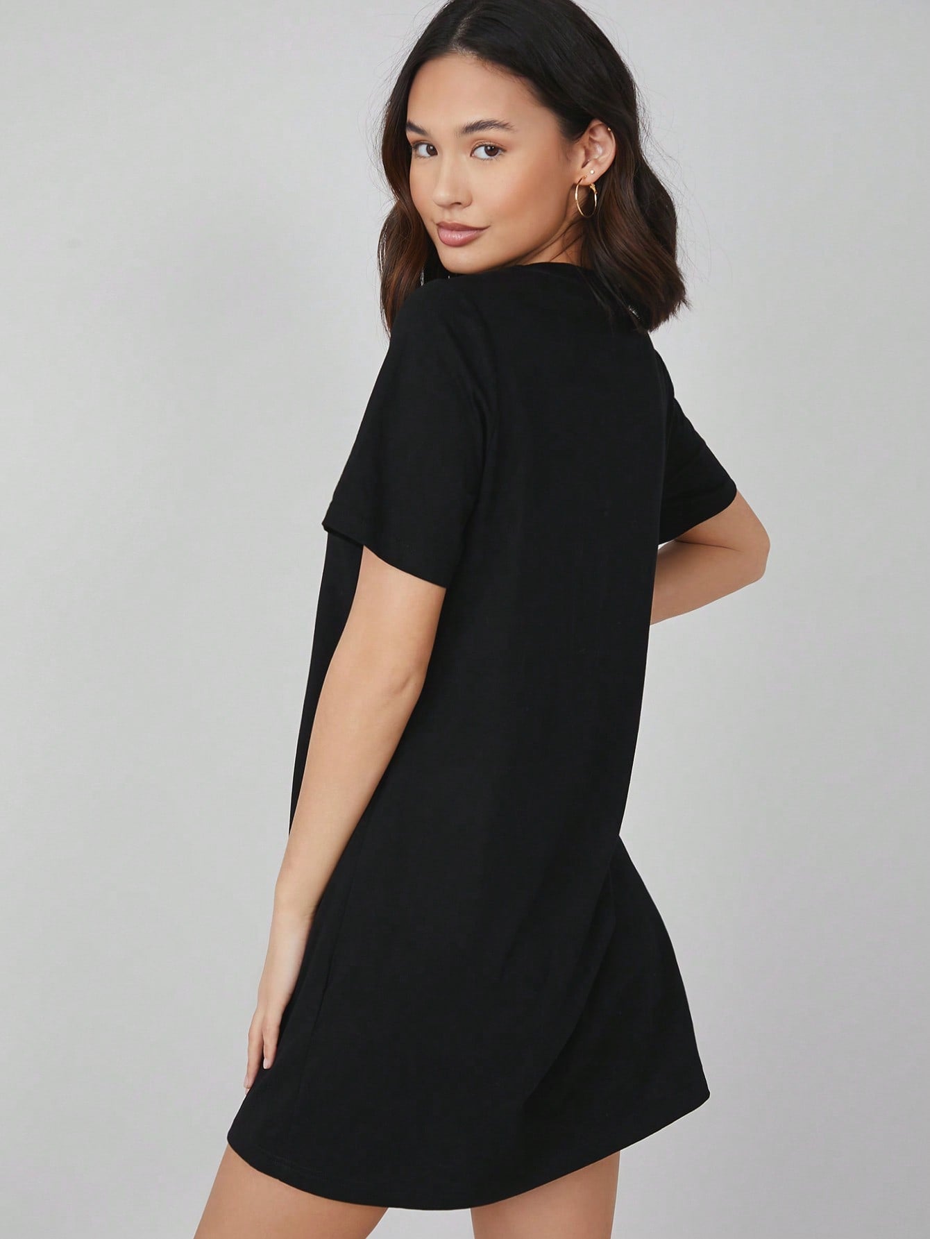 COLUMBA SOLID ROUND NECK SHORT SLEEVE TEE DRESS